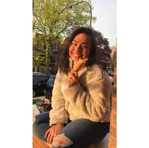 Meet your Posher, Roxana